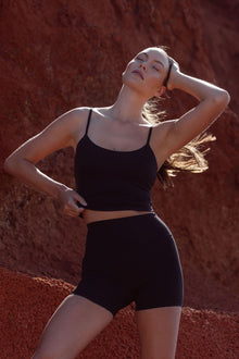 IVY SINGLET - BLACK